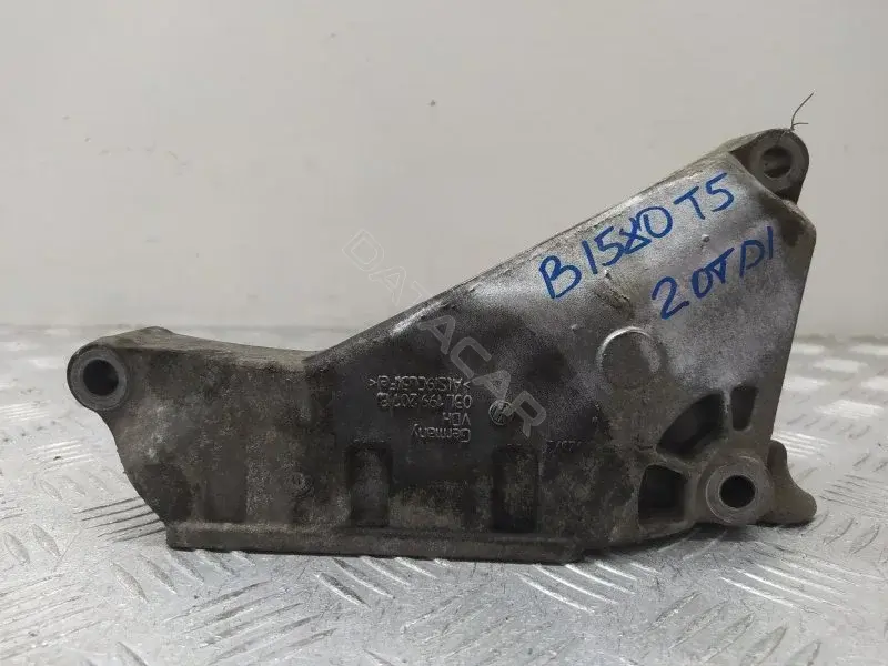Кронштейн двигателя 03L199207B