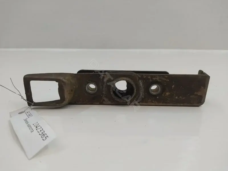 Замок капота 2D0823509A