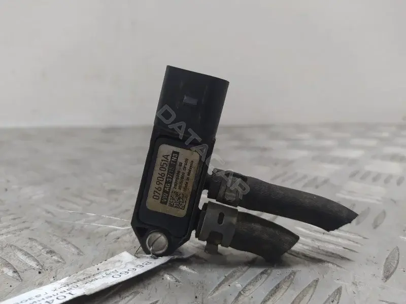 Датчик давления выхлопных газов 076906051A