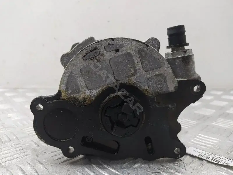 Вакуумный насос 03L145100F