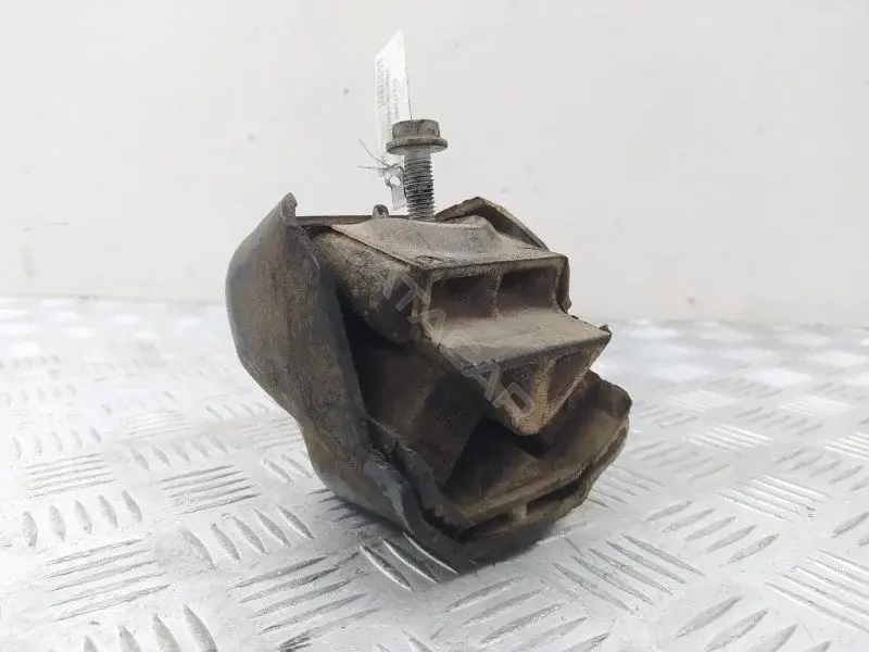 Подушка двигателя (Опора) A9062411713G