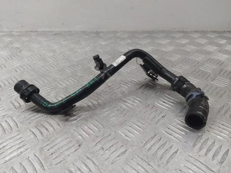 Патрубки системы охлаждения 04L122157