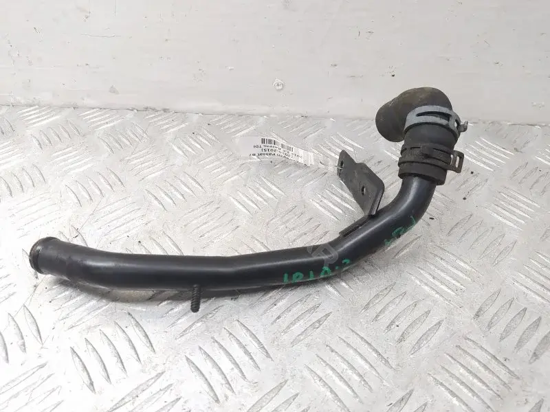 Патрубки системы охлаждения 03L122157K