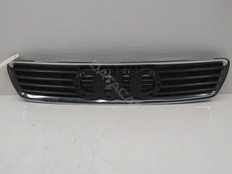 Решетка радиатора 8D0853651R