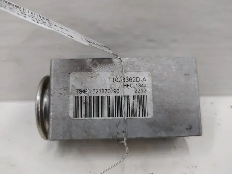 Расширительный клапан кондиционера T1004825M