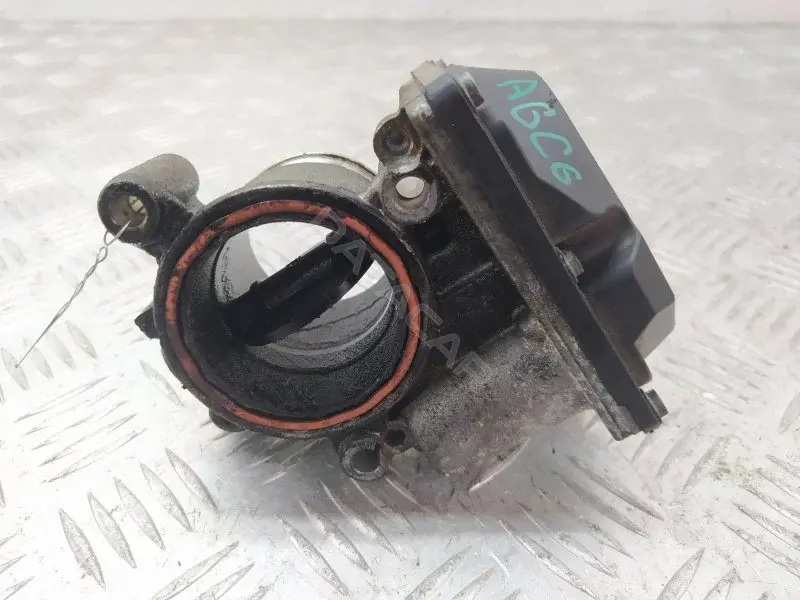 Дроссельная заслонка 03L128063E