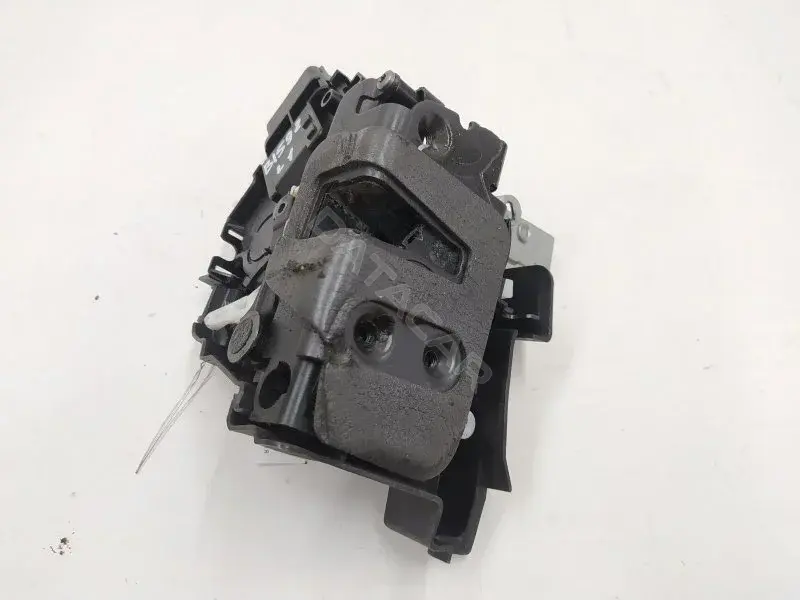 Замок двери 6M2AR21813ED