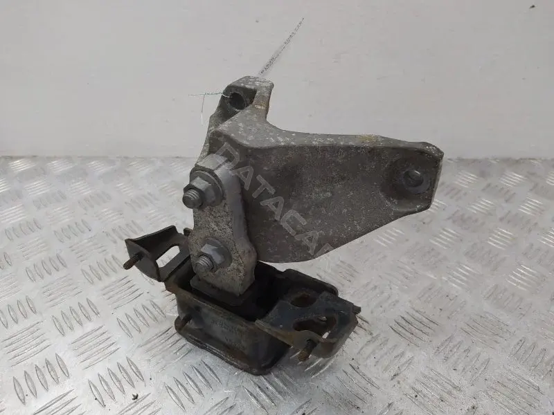 Подушка КПП 8V517M121AE