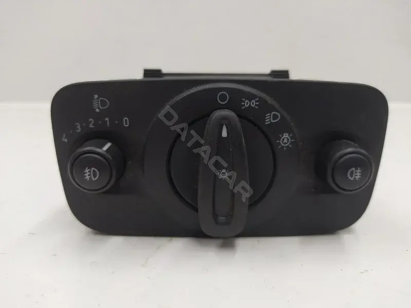 Переключатель подрулевой 8A6T13A024DB