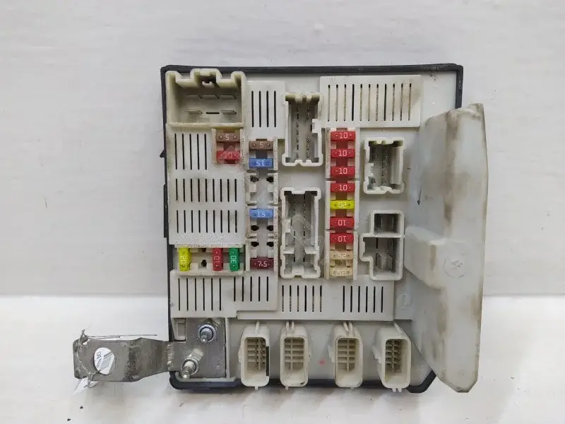 Блок предохранителей 8200481866