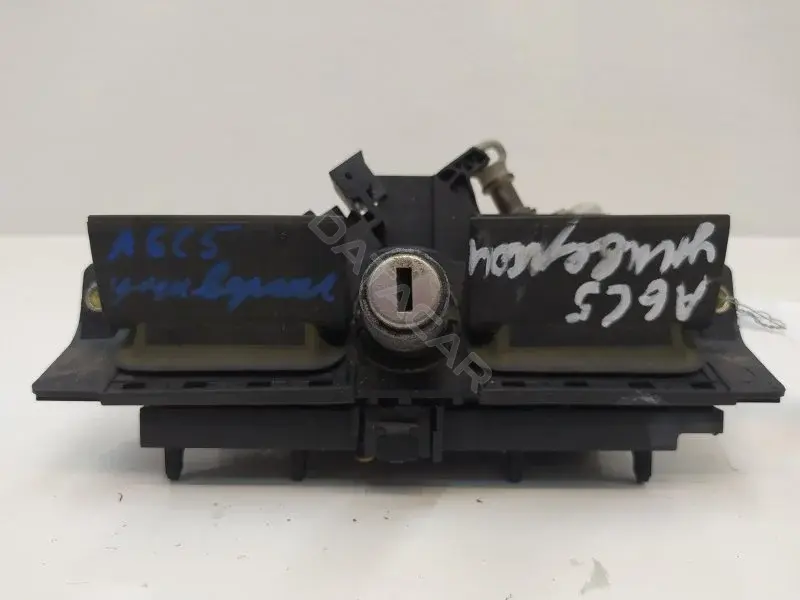 Ручка крышки багажника 4B0827565H