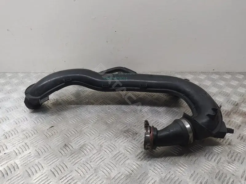 Патрубок интеркулера AV619C623BF