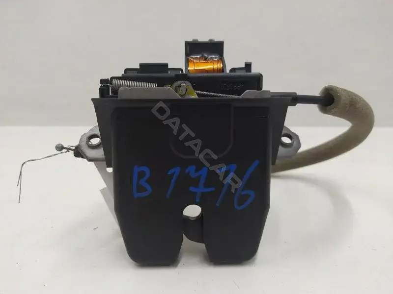 Замок крышки багажника AM51U442A66AE