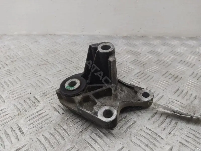 Подушка КПП 3M516P093DC