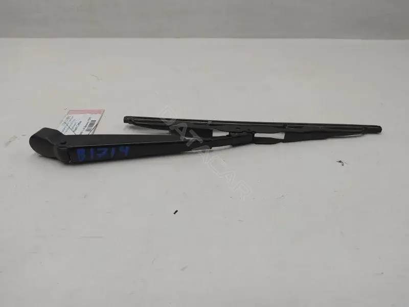 Рычаг стеклоочистителя 3M51R17526AB