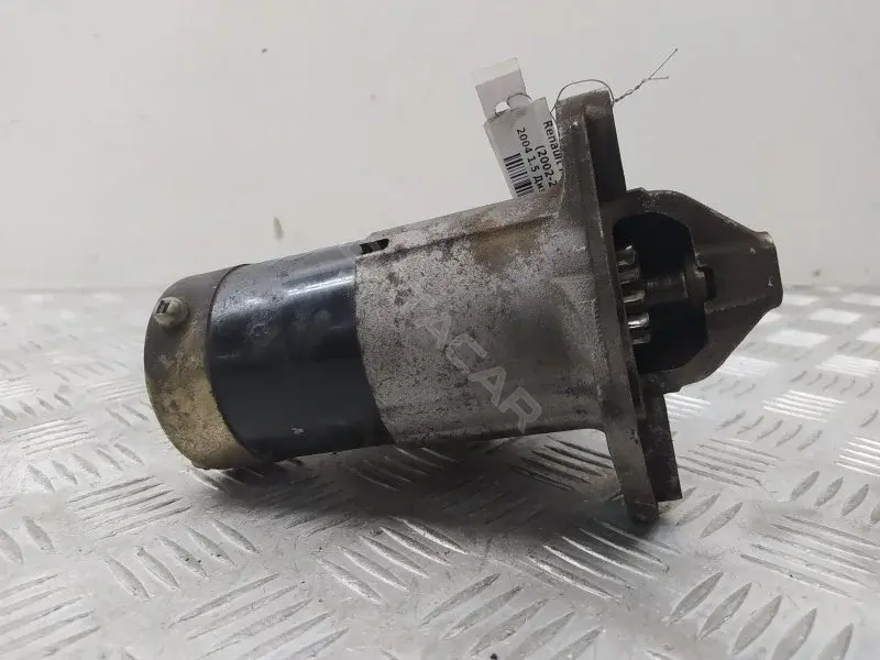 Стартер 8200306595
