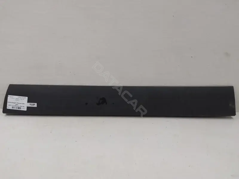 Молдинг двери 3B0854950B