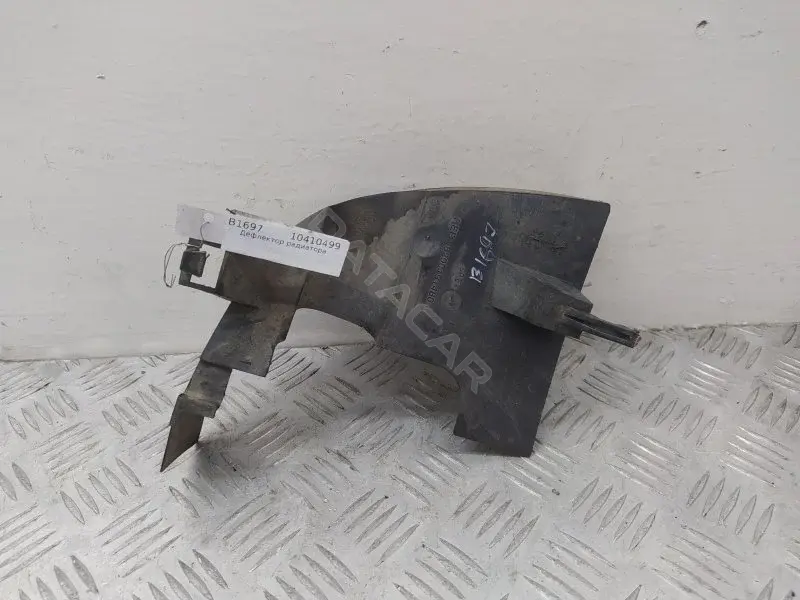 Дефлектор радиатора 8200191480C