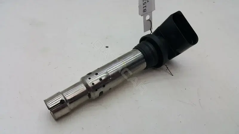 Катушка зажигания 036905715E