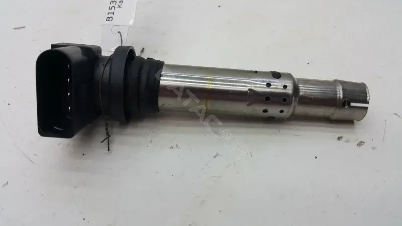 Катушка зажигания 036905715E