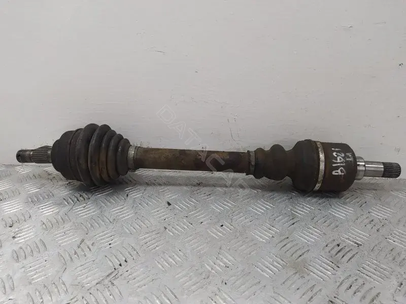 Приводной вал / Полуось 10410141