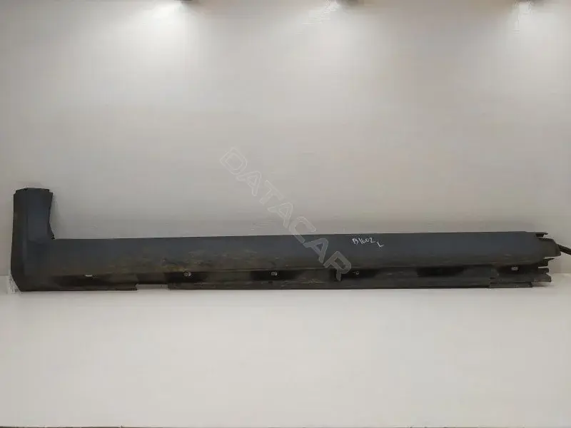 Накладка на порог 10410009