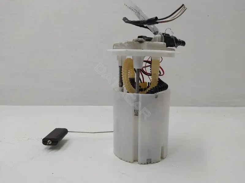 Топливный насос 172026141R