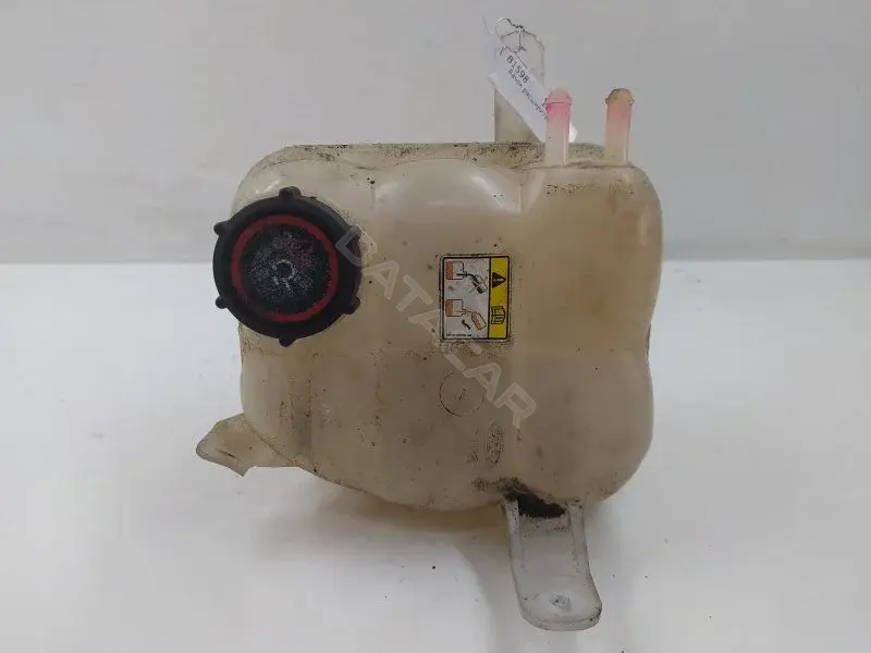 Расширительный бачок YC158A080AD