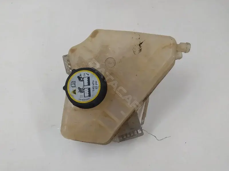 Расширительный бачок 8V218K218BB