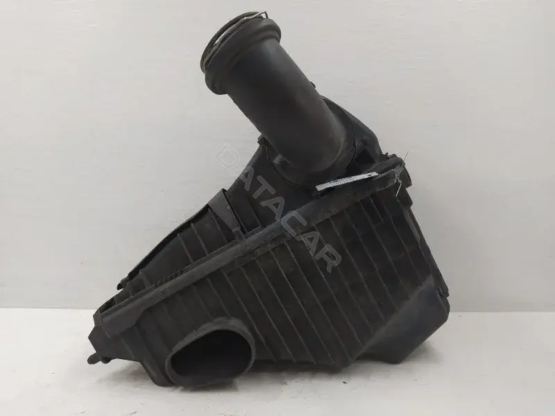 Корпус воздушного фильтра 7L5128607D