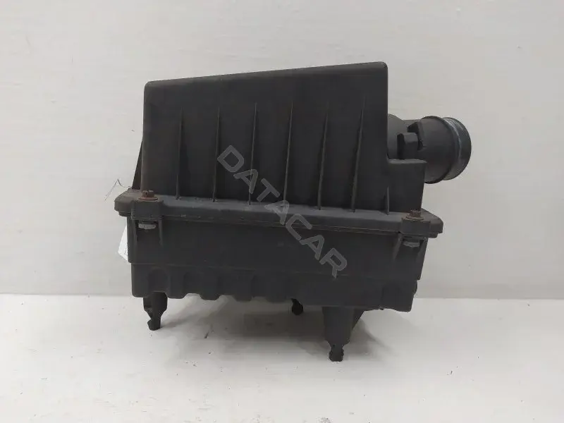 Корпус воздушного фильтра YS4U9600BA