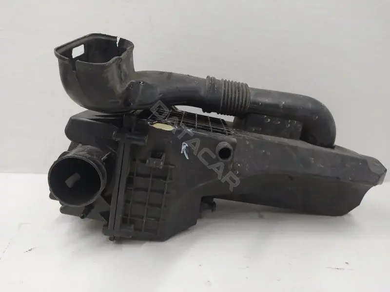 Корпус воздушного фильтра AV219600AA