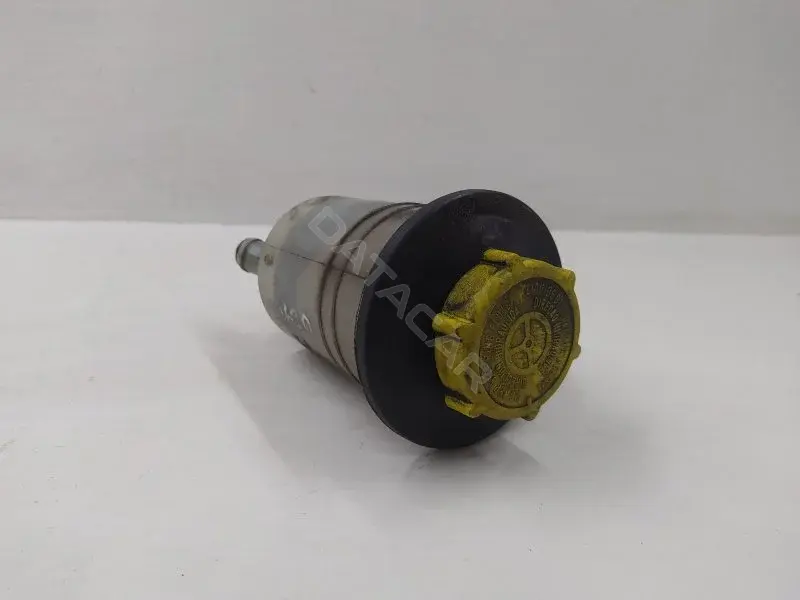 Бачок гидроусилителя YC153R700AA