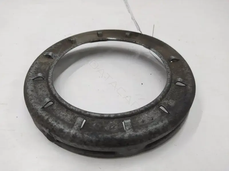 Гайка топливного бака 6763852
