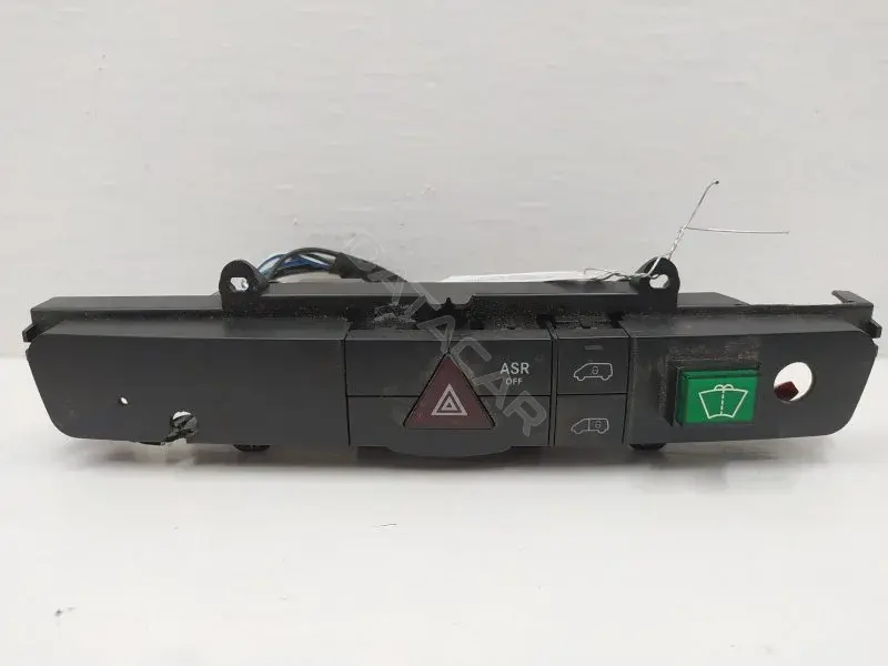 Кнопка аварийки A9068701010