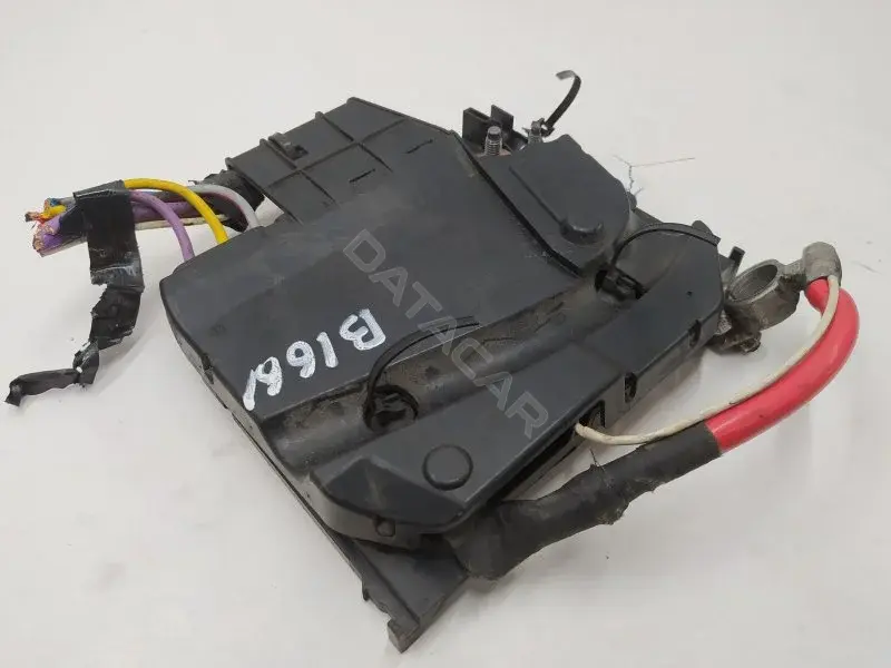 Блок предохранителей AV6T14A067BA