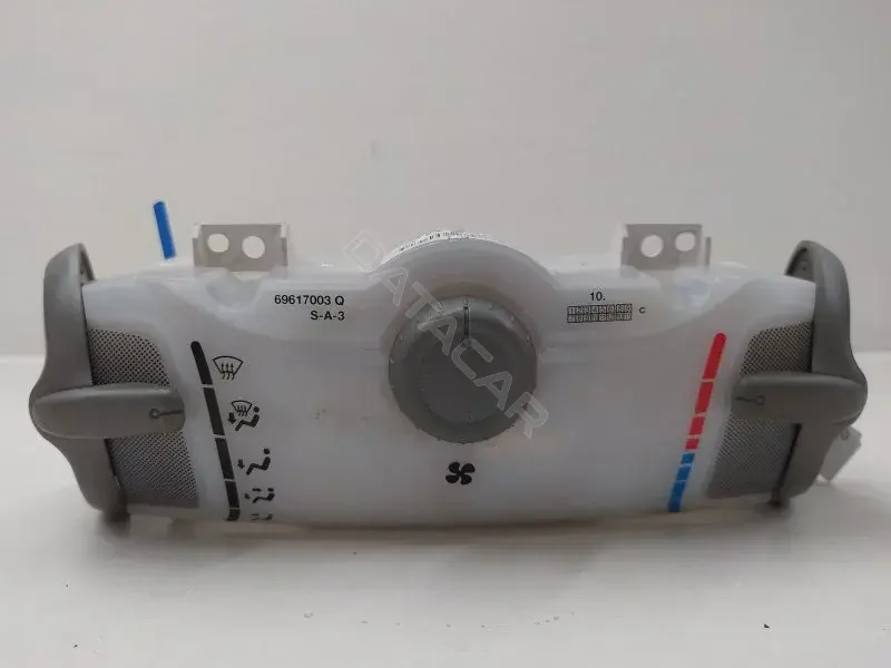 Блок управления климат-контролем 559000H010