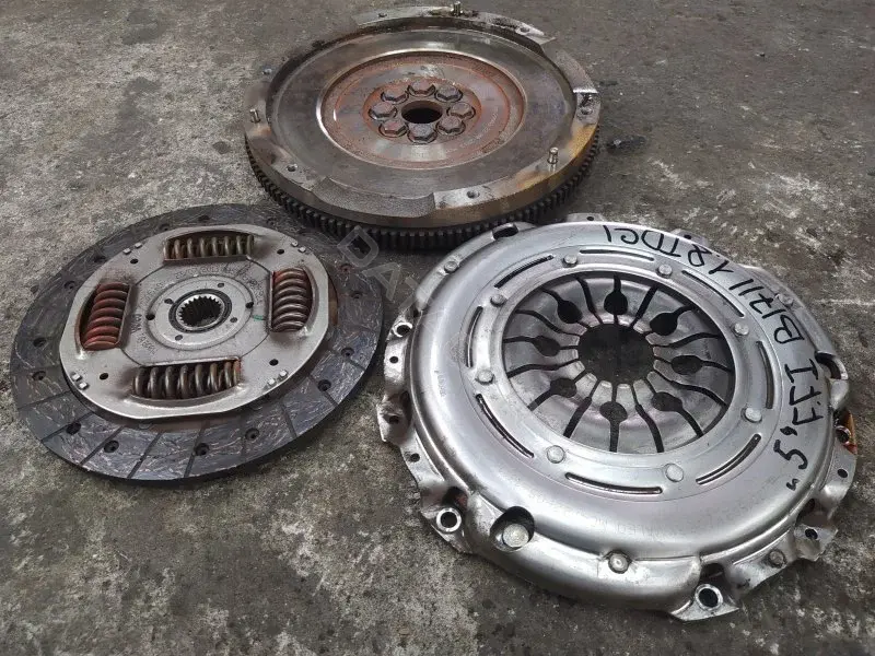 Комплект сцепления 701799A0