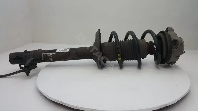 Стойка передняя 10400809