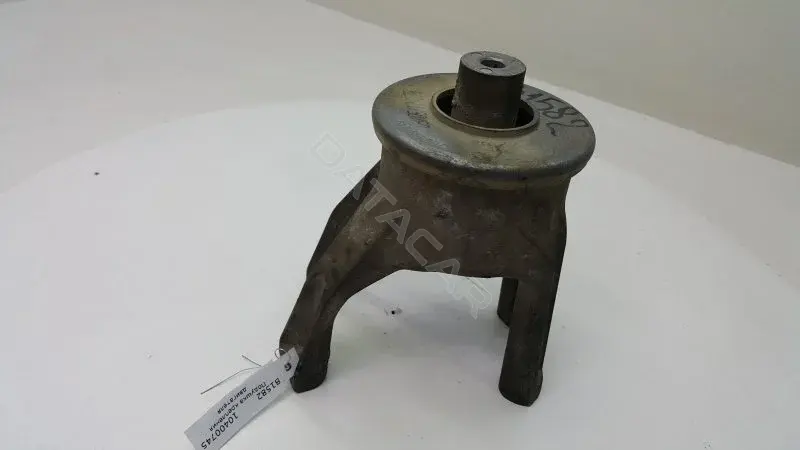 Подушка двигателя (Опора) 7L0199849