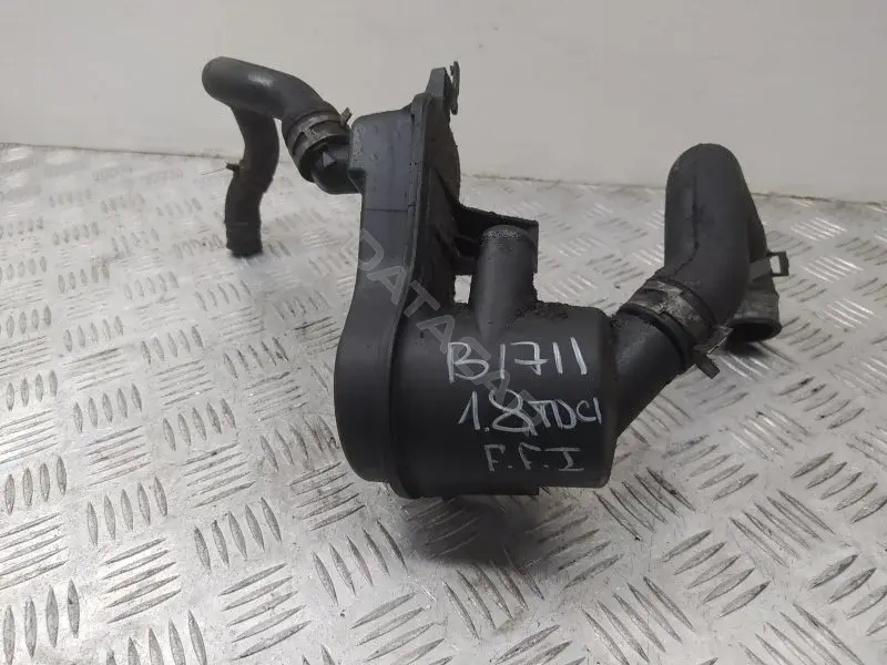 Клапан картерных газов XS4Q6A785AB