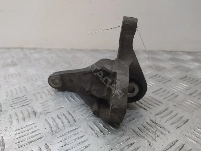 Подушка КПП 3M516P093AD