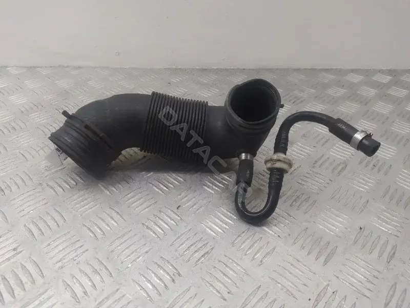 Патрубок воздушный 6Y0129684B