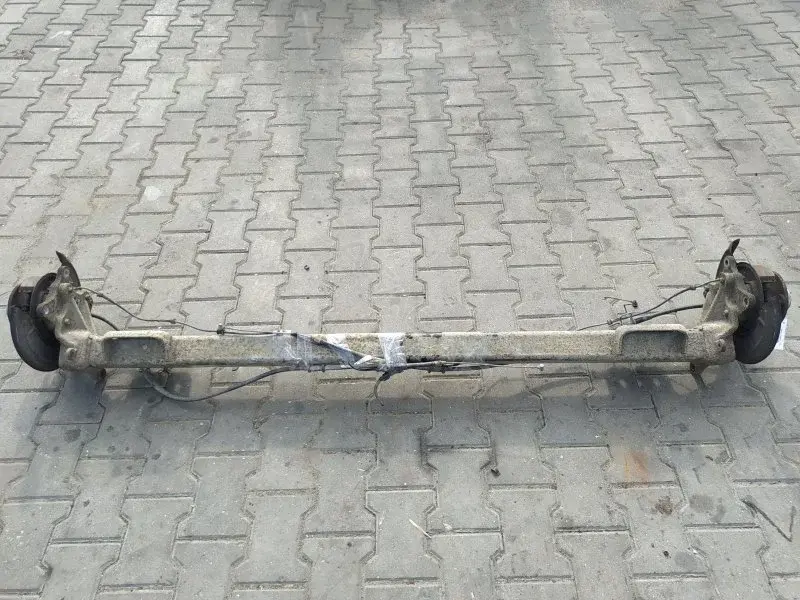 Балка подвески 1350021080