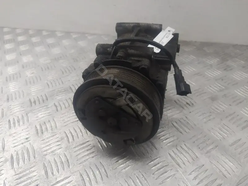 Компрессор кондиционера 8V5119D629DF