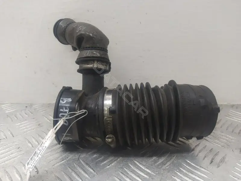 Патрубок интеркулера AV219C623CC