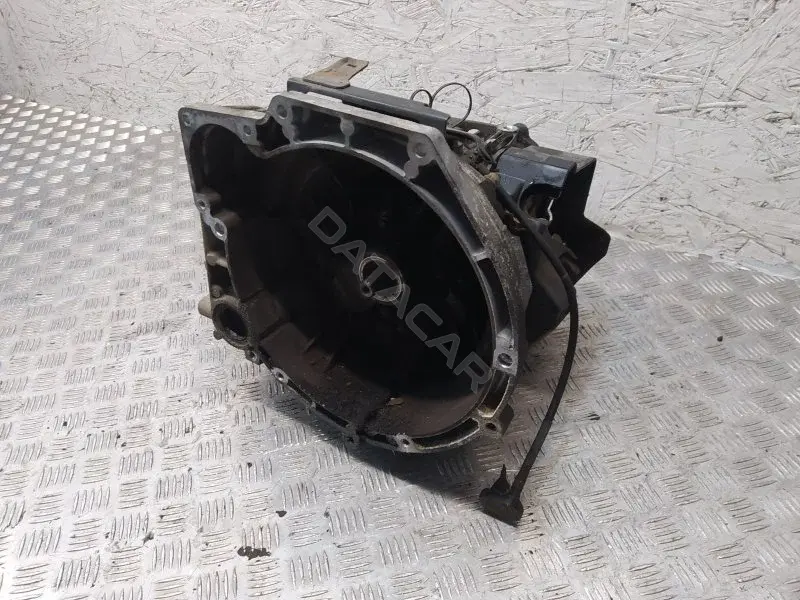 Механическая коробка передач (МКПП) 8A6R7002HB