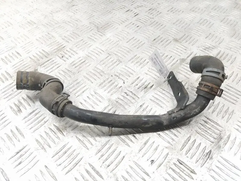 Патрубки системы охлаждения 03L122157K