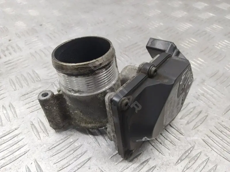 Дроссельная заслонка 03L128063R