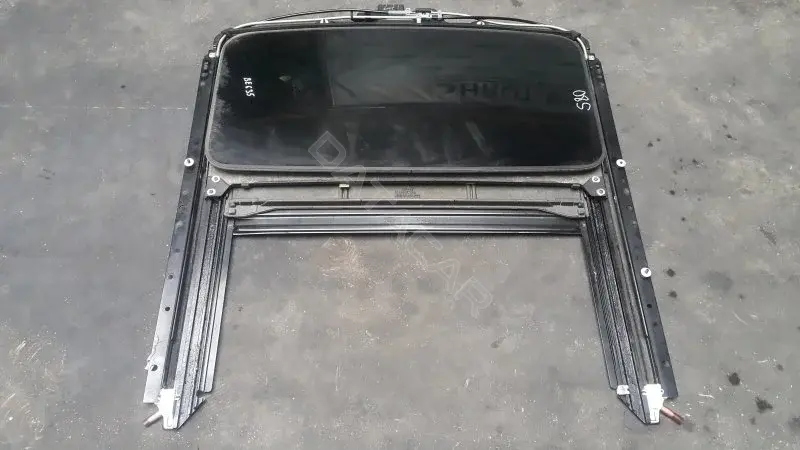 Люк 9483102